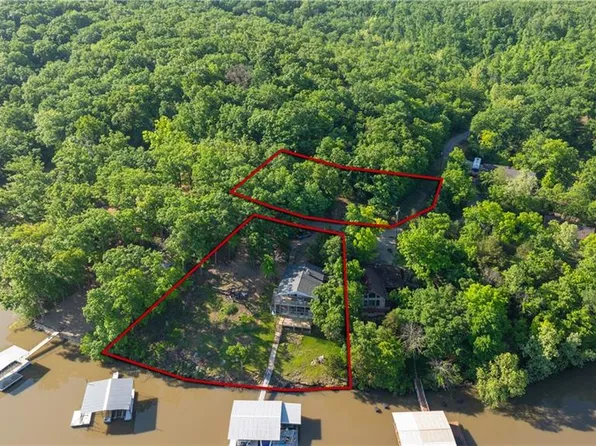 3917 Adkins Rd, Climax Springs, MO 65324