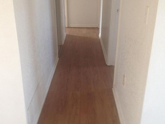 5th image of 2714 Oak Dr