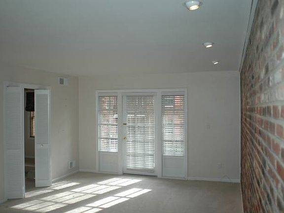 living area length
