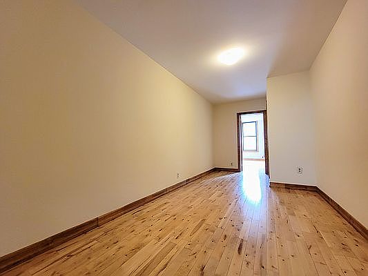 4th image of 613 9th Ave #3NN