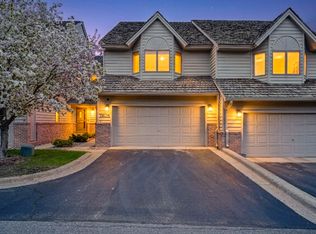 7408 Cahill Rd, Edina, MN 55439