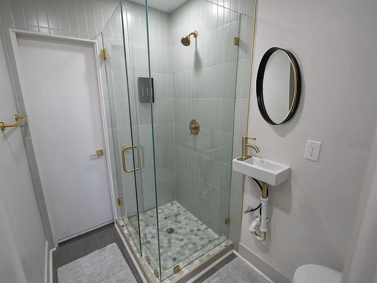 111 86th Ave #1-2-4 — Photo 20