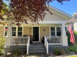 6 Georgia Ct, Pentwater, MI 49449