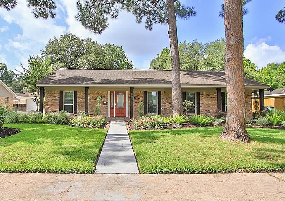 1st image of 5607 Briarbend Dr