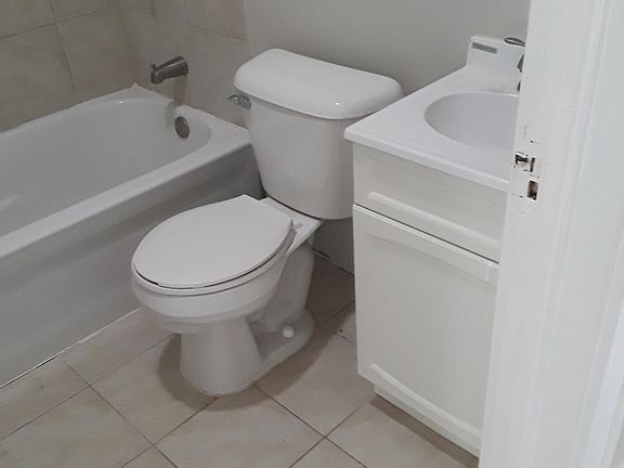 3rd image of 851 8th Ave S #2