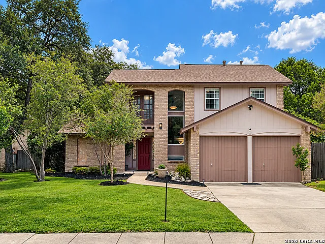 4 bed, 2.0 bath, 1989 sqft, $2,250 — Photo 1