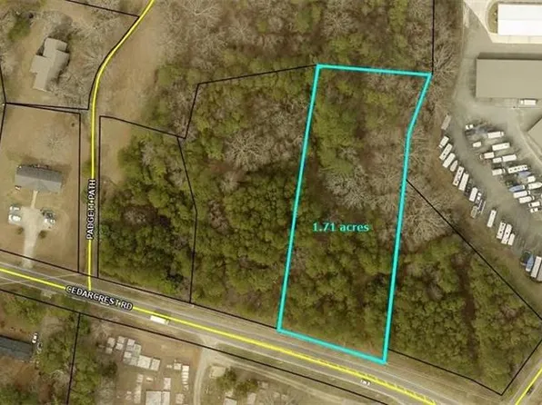 110 Cedarcrest Rd, Dallas, GA 30132