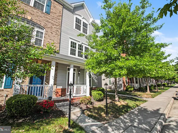 1643 Dorothy Ln, Woodbridge, VA 22191