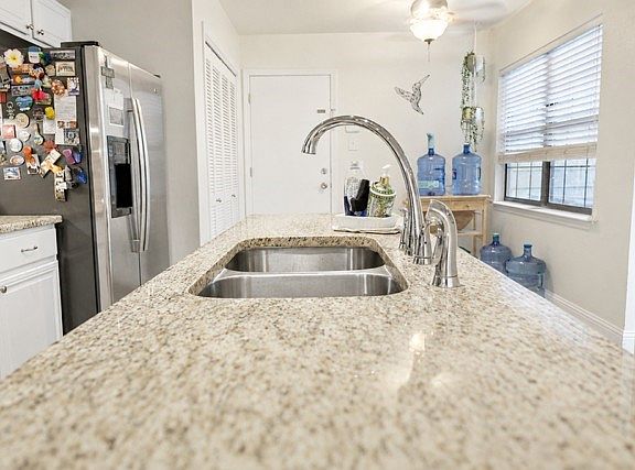 4th image of 8909 Briarwood Dr
