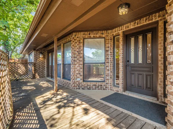 104 Summit Cv, Trophy Club, TX 76262