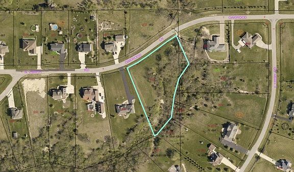 4th image of 2322 Oakwood Ln