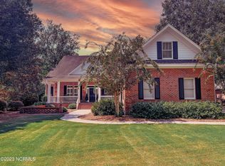 220 Maple Creek Dr, Wallace, NC 28466