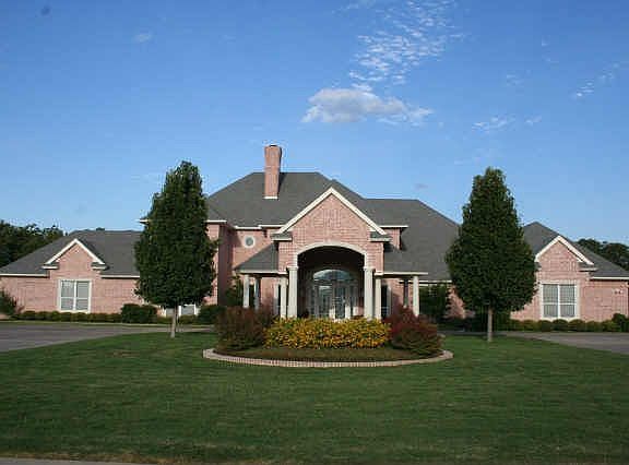 2nd image of 2151 Oldham Ln
