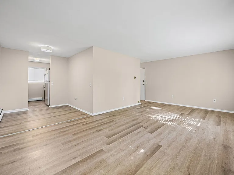 721 Cedarwood — Photo 29