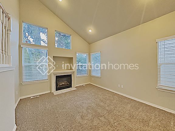 4th image of 10405 Whitman Ave SW