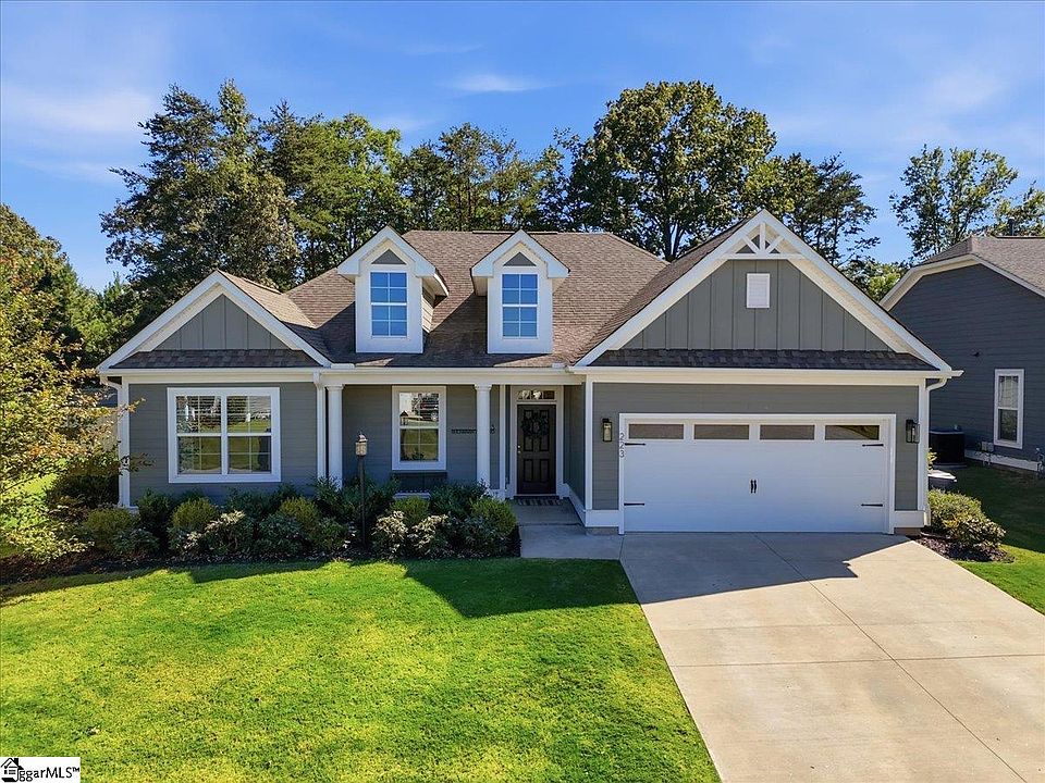 1st image of 223 Buchanan Ridge Rd