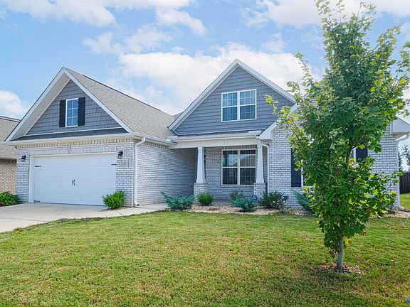 2nd image of 11011 Oakway Cir NW