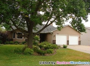 8809 Sycamore Ln N, Maple Grove, MN 55369