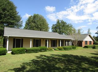 4613 Ridge Rd, Columbus, MS 39705
