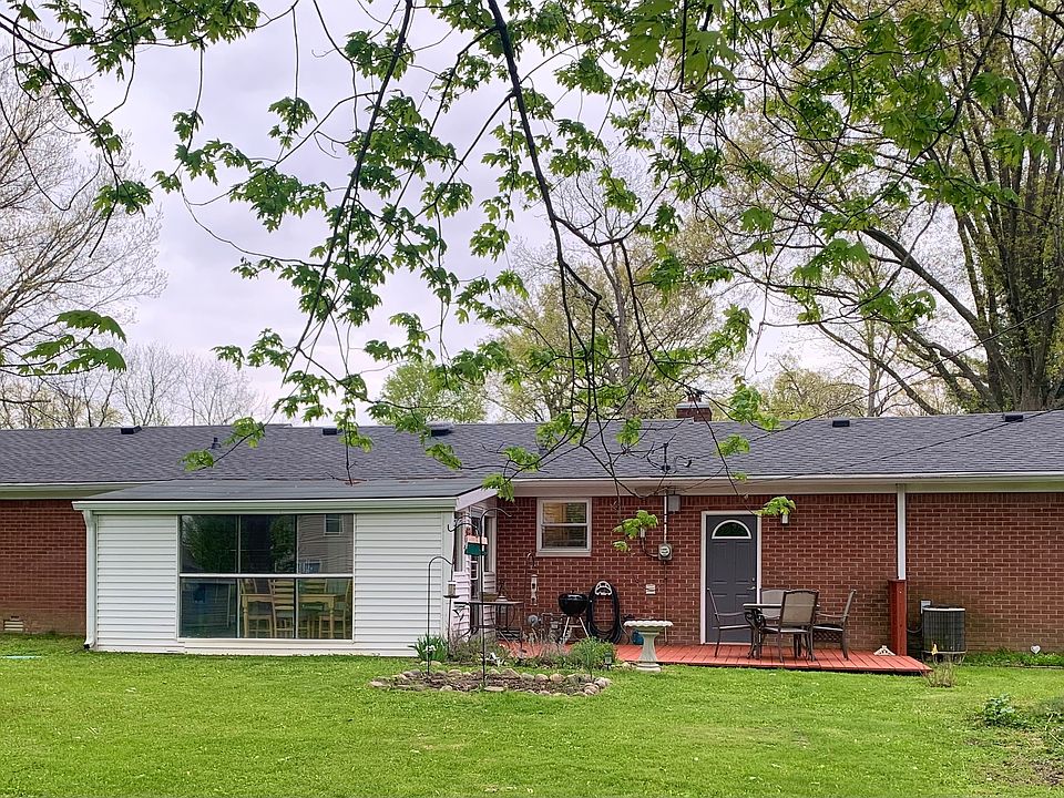 2nd image of 10844 Maze Rd