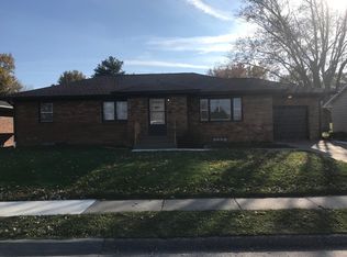1635 Northlawn Rd, Davenport, IA 52804