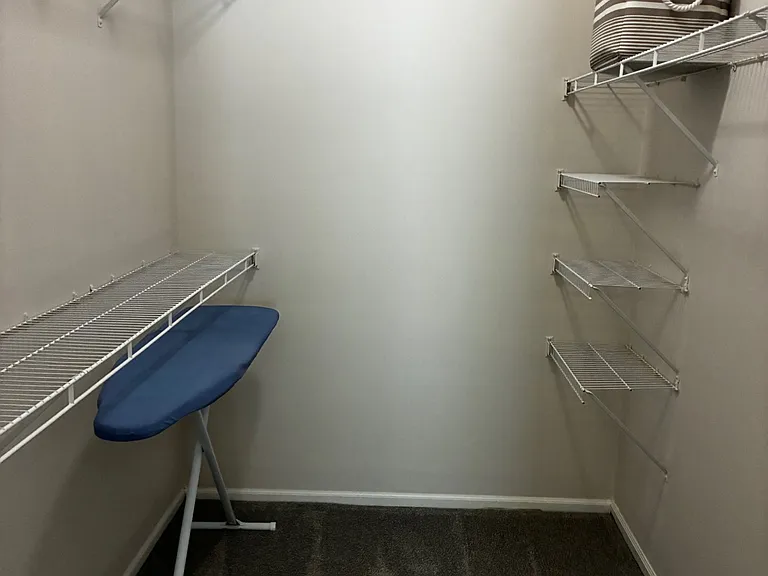 Chantry Village Apartments — Photo 15