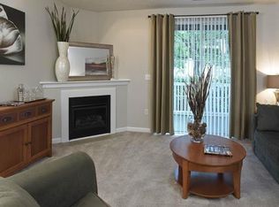 918 Berkley Manor Dr, Cranberry Township, PA 16066