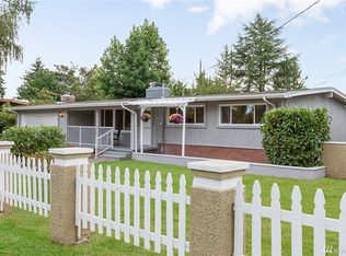 18757 62nd Ave NE, Kenmore, WA