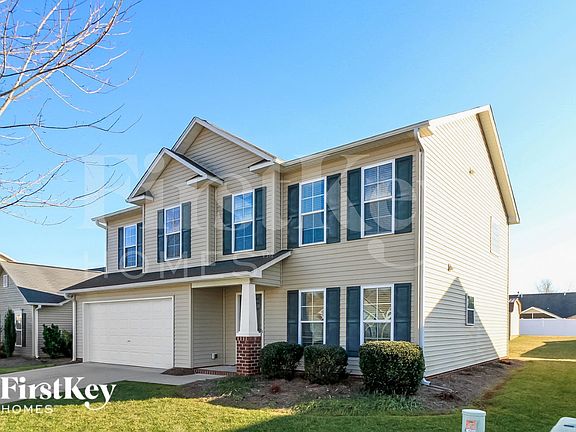 2nd image of 1686 Crestlawn Trl