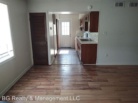 2nd image of 1501 N Bertrand Dr APT 1