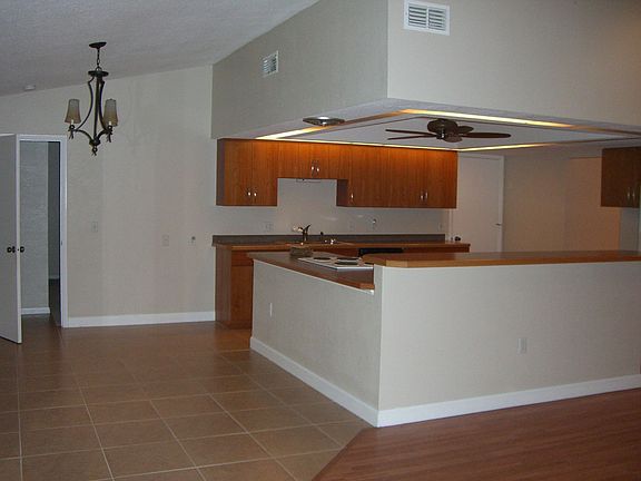 3rd image of 1281 Nimbus Dr
