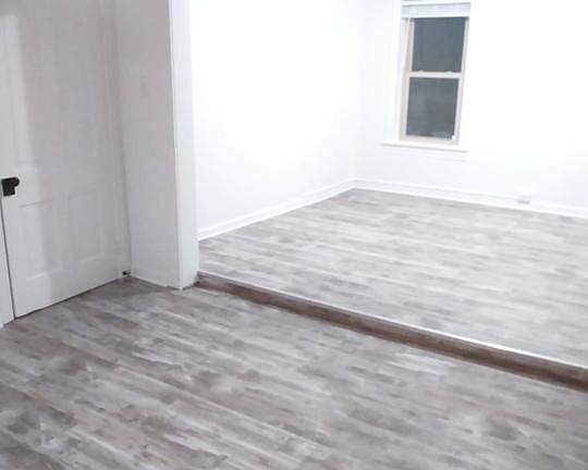 Large living spaces feature a loft design and leave plenty of room for entertaining!