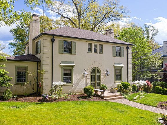 2nd image of 324 Woodland Ave
