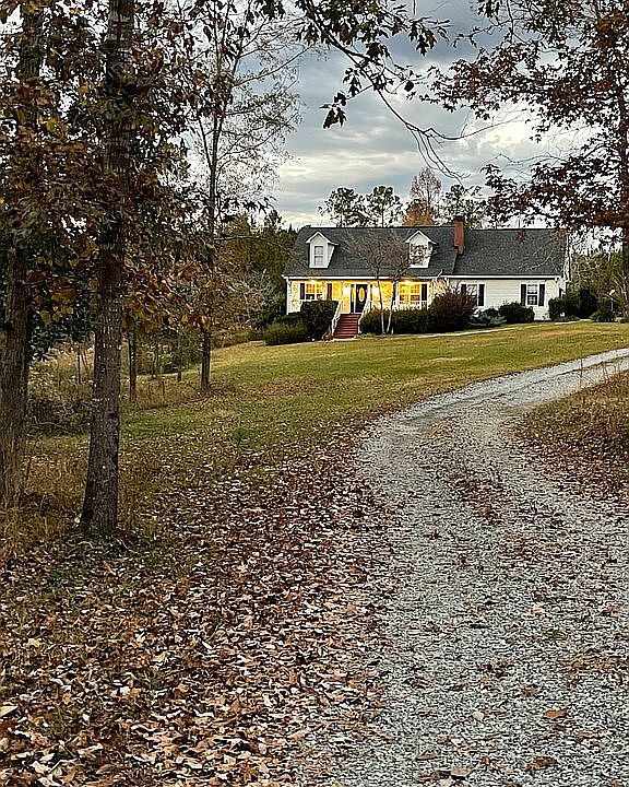 1st image of 275 Graham Woods Dr
