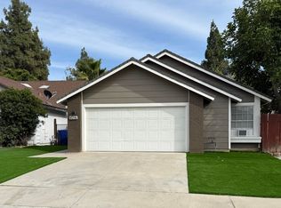 14487 El Contento Ave, Fontana, CA 92337