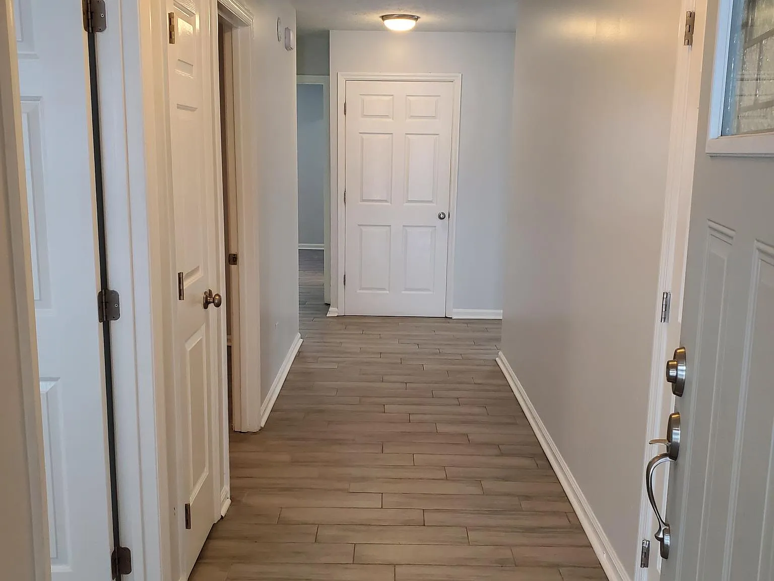 609 Smugglers Notch Dr — Photo 2