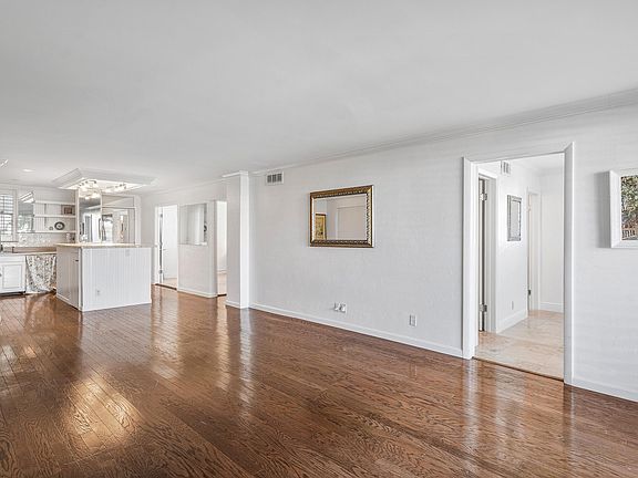 5th image of 917 N Flagler Drive #208