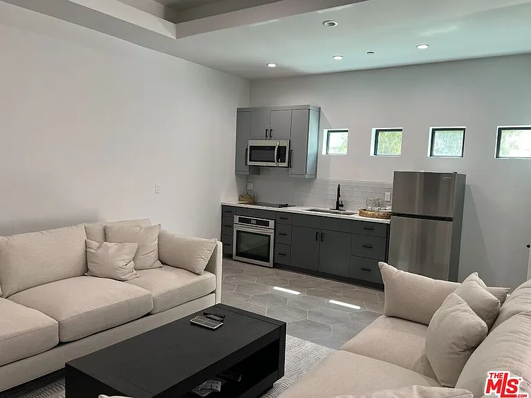 1846 N Franklin Canyon Dr — Photo 4