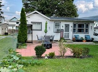 605 S Grand St, Lewistown, PA 17044