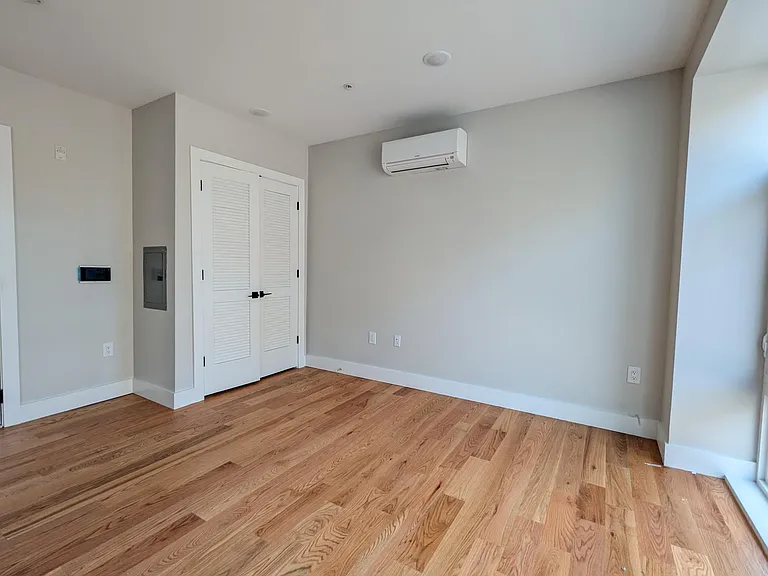 308 Academy St #201 — Photo 6