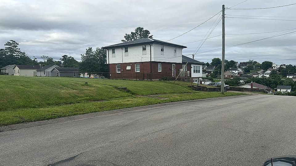 2nd image of Bailey Ave