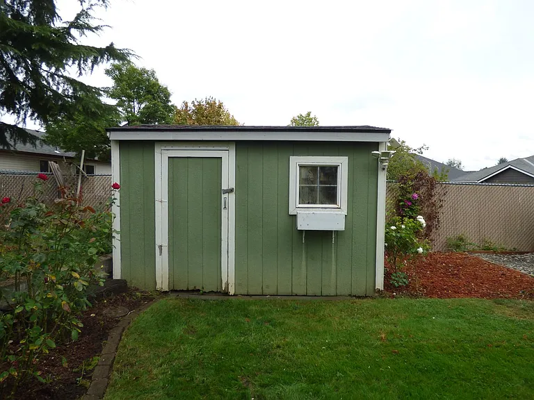 4592 Indian Earth Ct NE — Photo 5