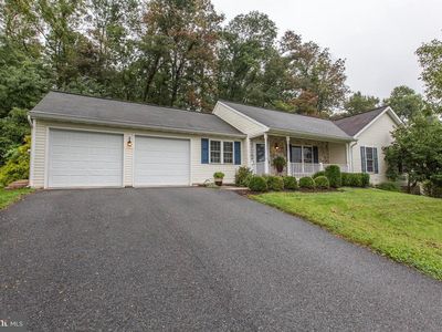 112 Commodore Dr, Bainbridge, PA, 17502
