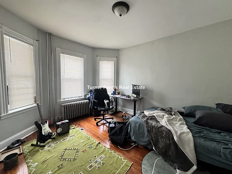 13-15 Cawfield St #1 — Photo 6