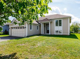 252 Spruce St, Clearview, ON L0M 1S0