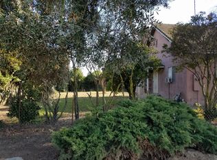 3990 E Woodbridge Rd, Acampo, CA 95220