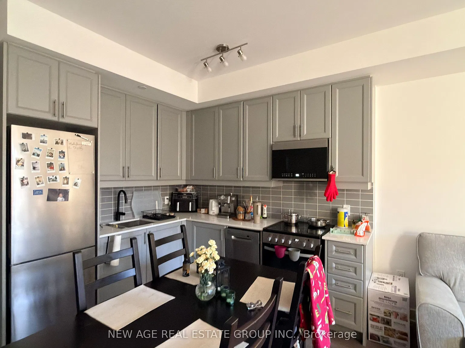 1 bed, $2,050 — Photo 4