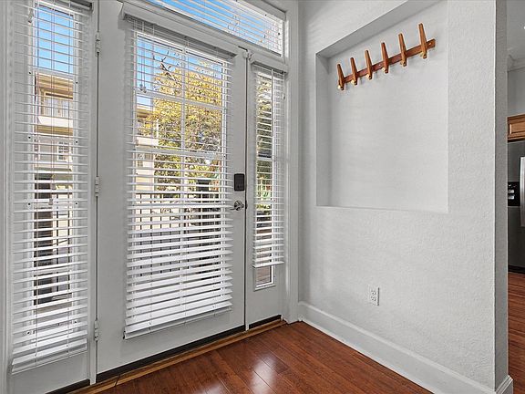 5th image of 415 Saint Francis St Unit 303