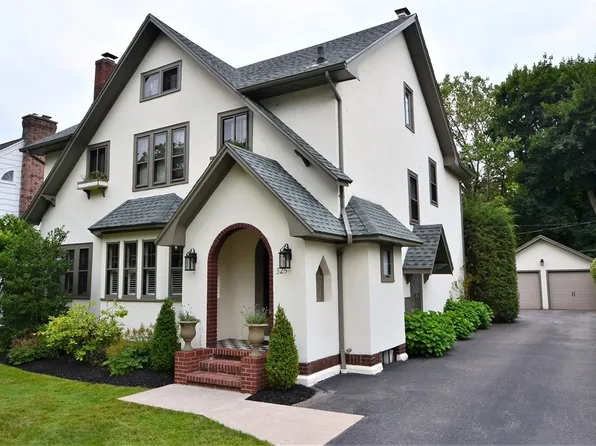 325 San Gabriel Dr, Rochester, NY 14610