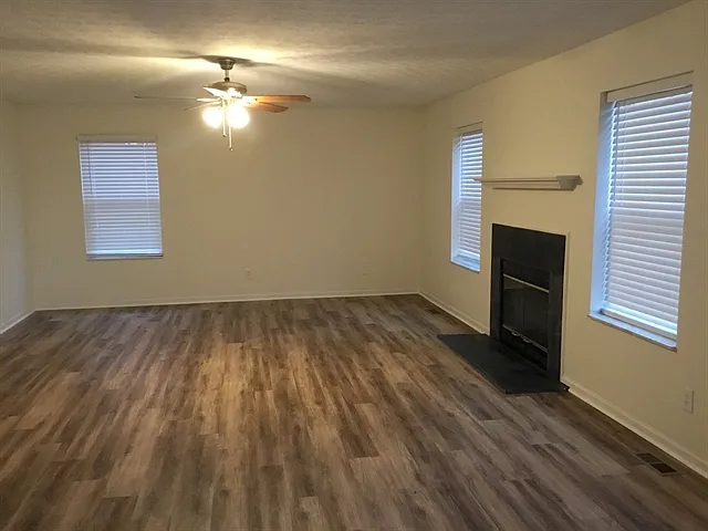 116 Kettering Ct — Photo 5